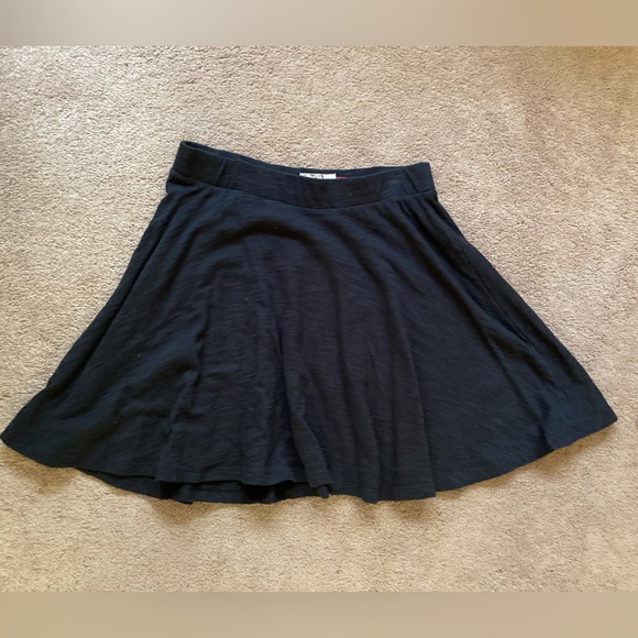 EUC Black Skater Mini Skirt - Picture 6 of 6